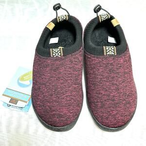 Acorn Women's‎ Explorer Shoes Slipper, Garnet Heather, Size 6.5-7.5 - NEW